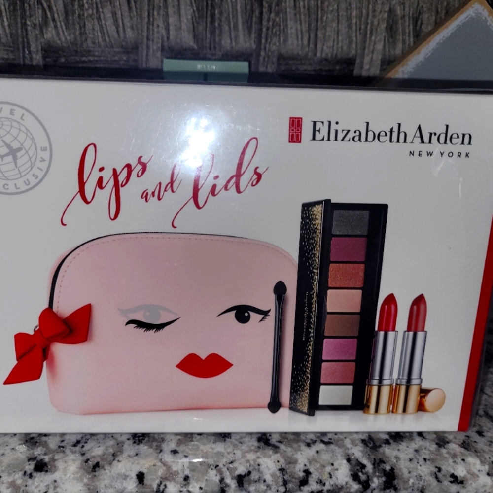 Elizabeth Arden makeup lips and lids gift set of 5
